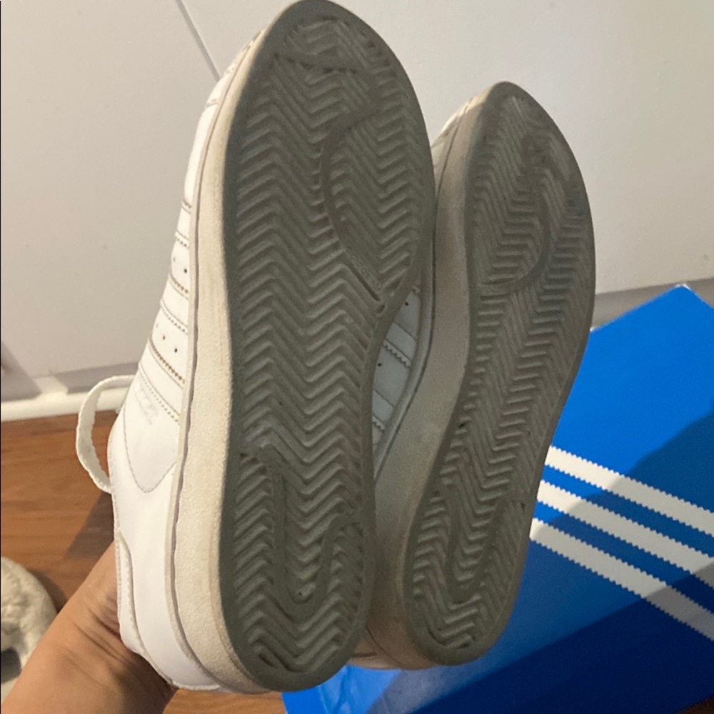 Adidas Shell Toe Sneakers 👟 - Picture 3 of 5